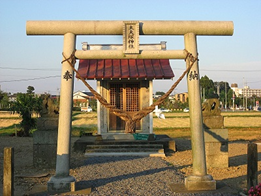 太夫塚神社と庚申塔