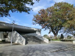 真岡市生涯学習館