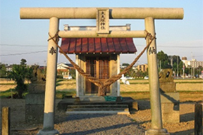 太夫塚神社と庚申塔